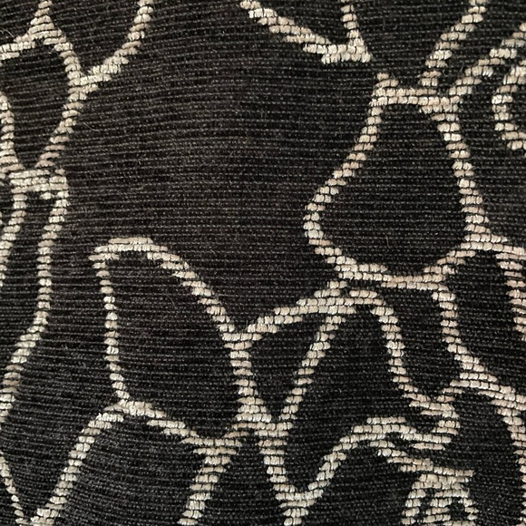 Black and White REVERSIBLE Floral Women's Stunning Jacket size Small NWT ✨ - Picture 7 of 14